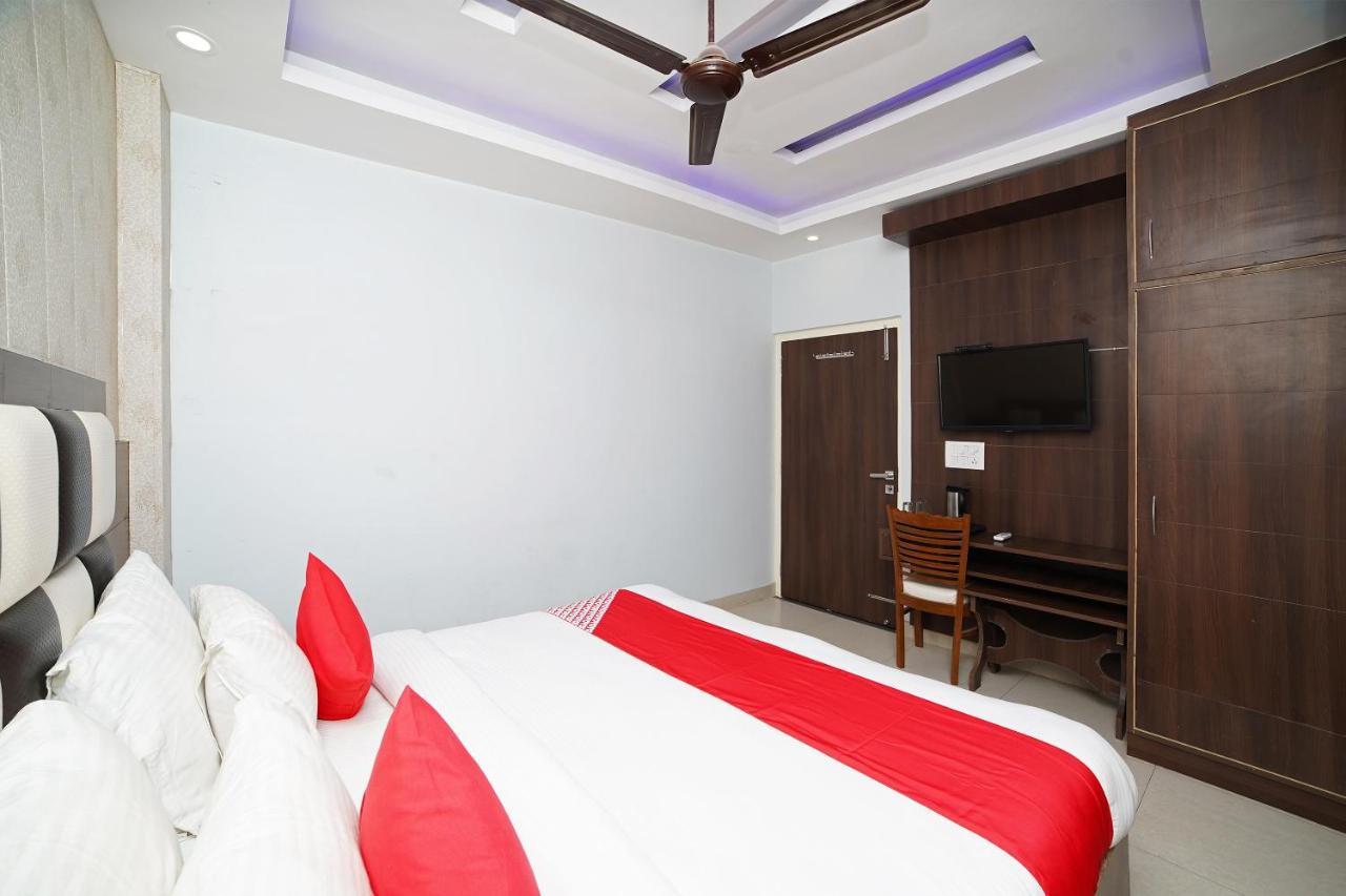 Oyo 39539 Hotel Vansh & Restaurant Kashipur Exteriér fotografie